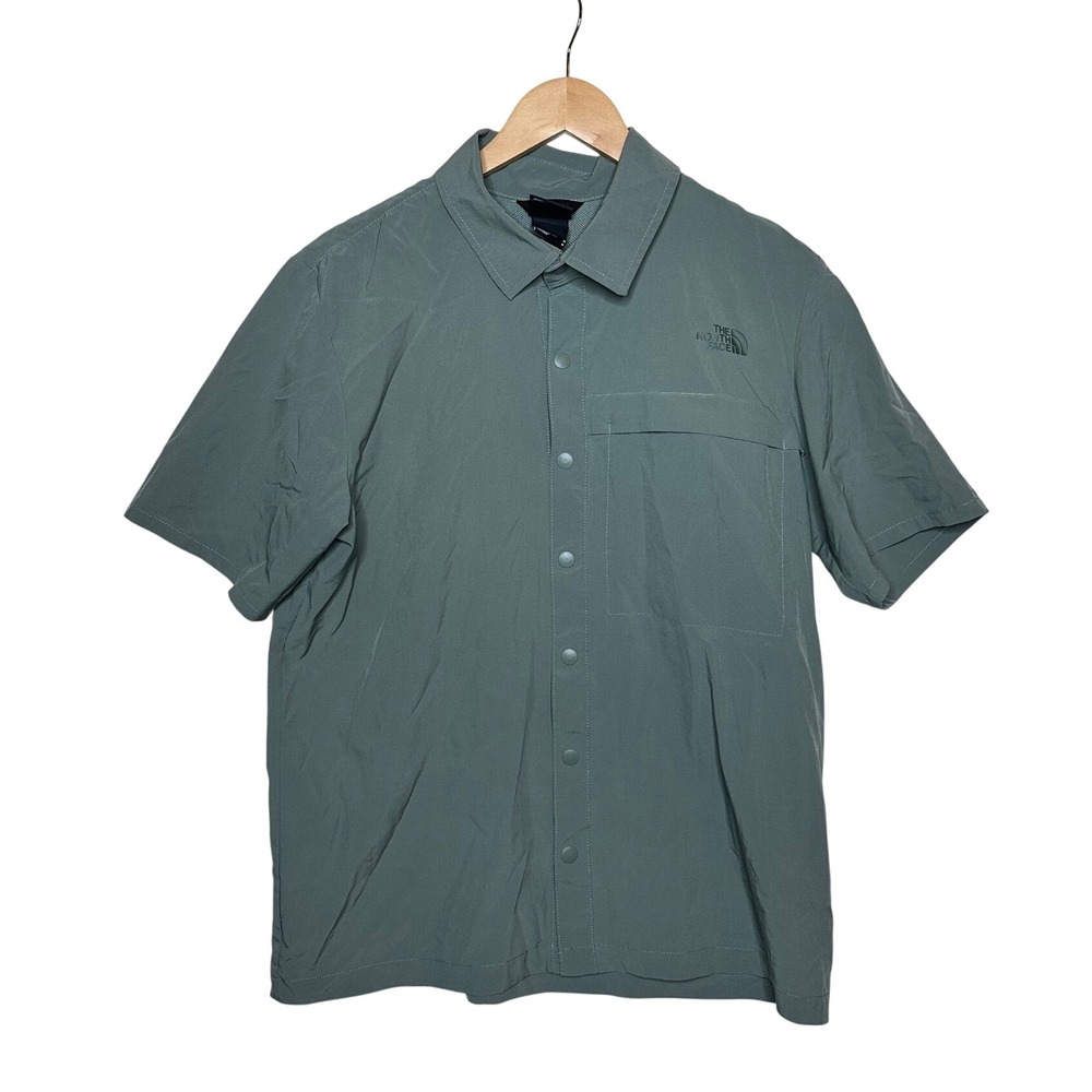 The North Face Men's First Trail Short Sleeve Shirt size Medium Green
